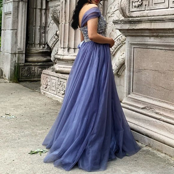 Lavender corset ball-gown prom dress - Picture 3 of 7